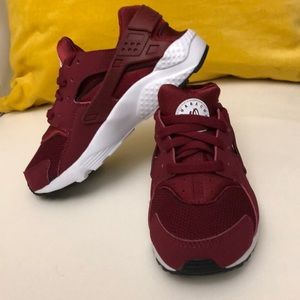Red and white Nike huarache
